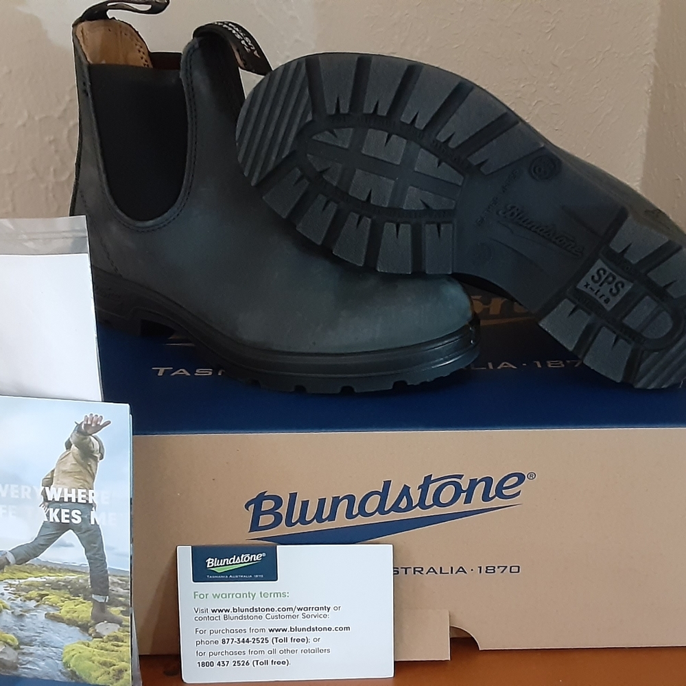 Rustic Black Blundstone 550 size 6.5/3.5 uk